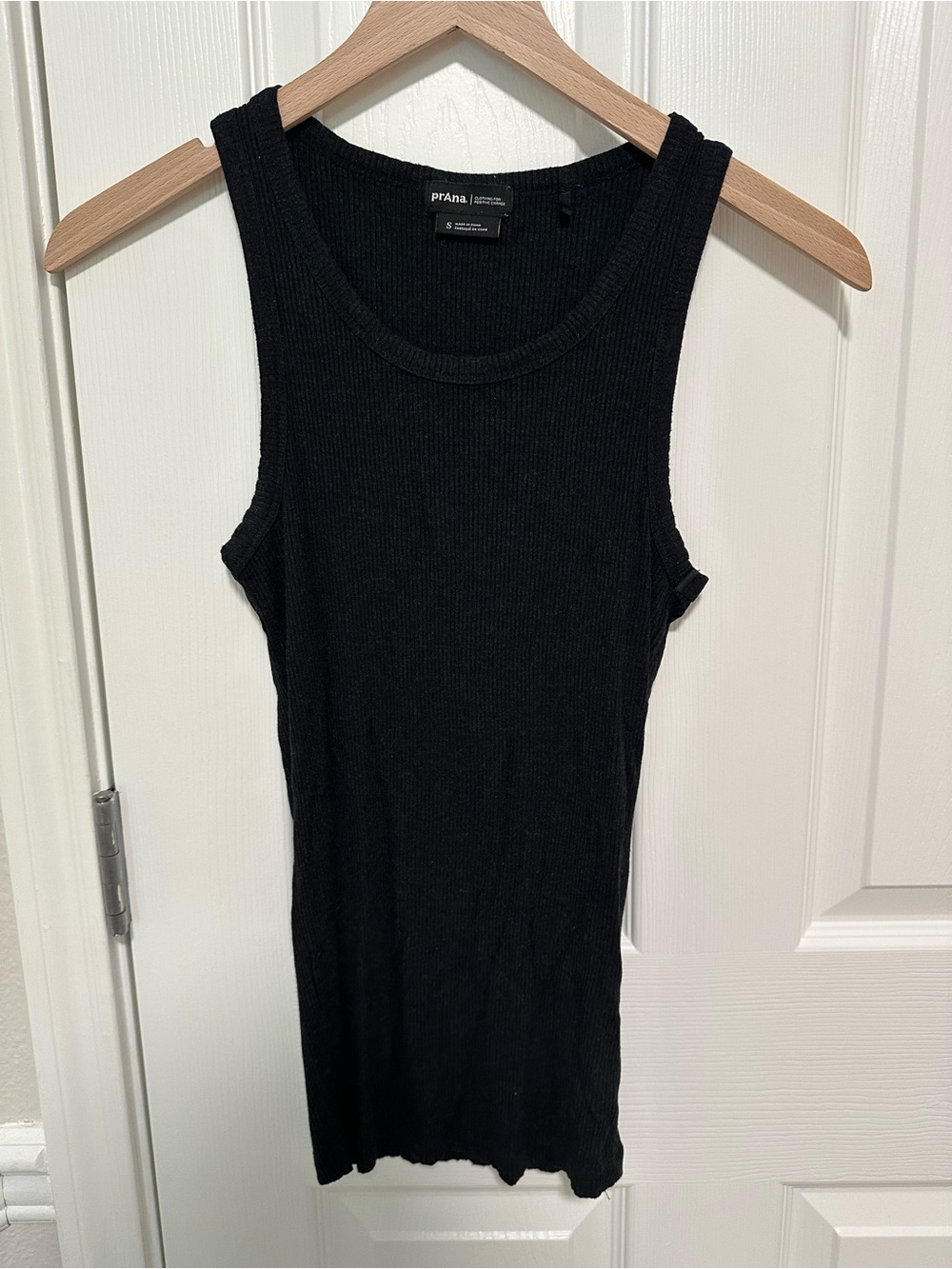 Prana Charcoal Ribbed Scoop Neck Tank